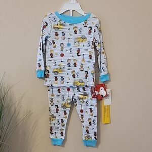 PEANUTS 2-PIECE SNOOPY LINUS CHARLIE BROWN SCHOOL BUS PAJAMAS, SIZE 18 M…